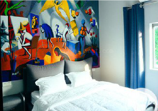 海盐对于酒店的墙体彩绘而言更注重哪些方面？